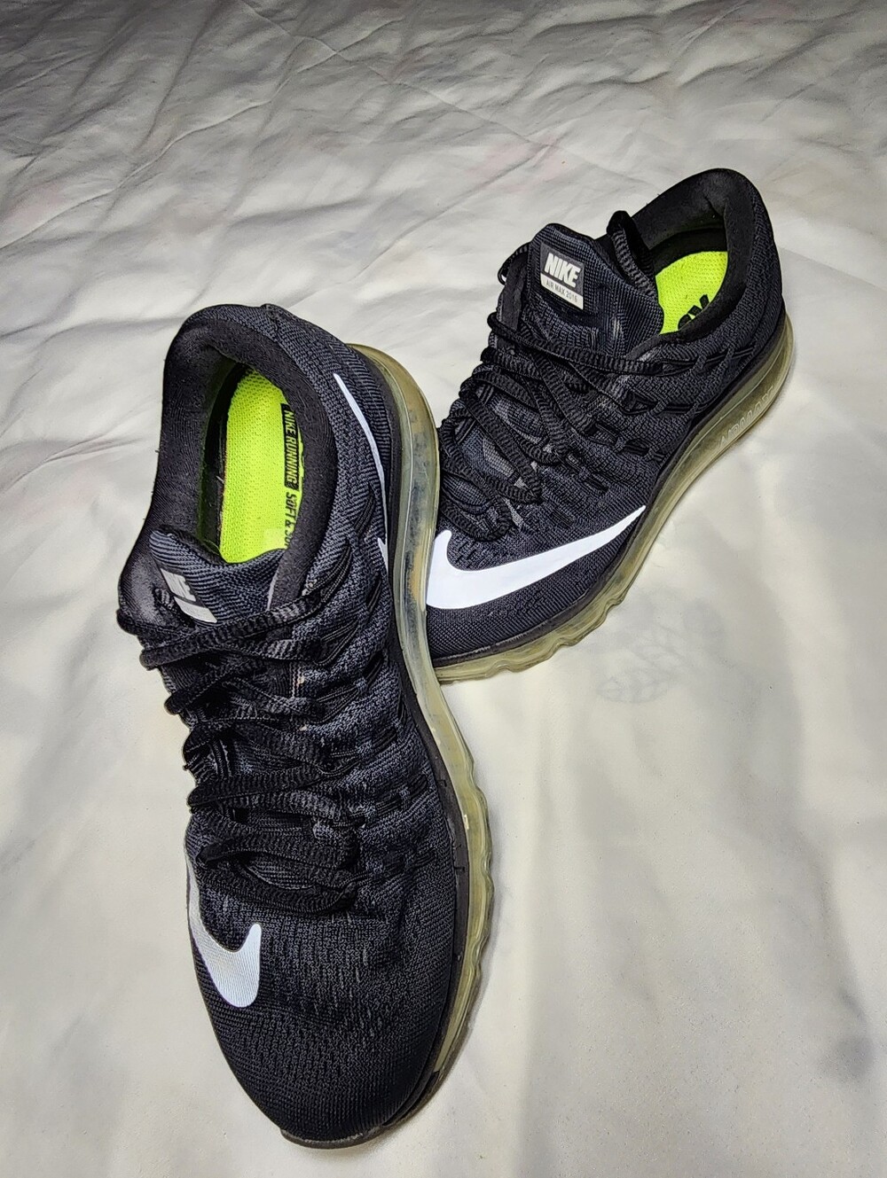 Nike Air Max Women's Size 6.5  Running Shoes  Black White